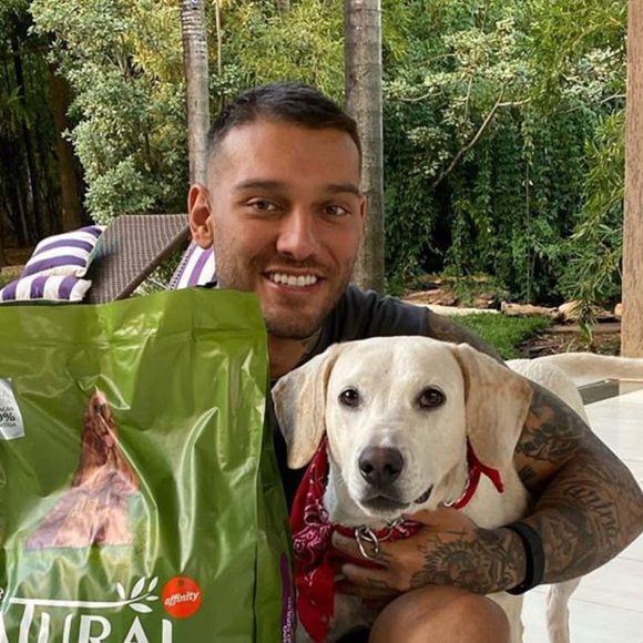 Lucas Lucco anuncia morte de pet adotado na pandemia