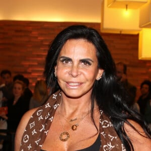 Corpo de Gretchen chamou atenção em foto de biquíni: 'Linda demais'