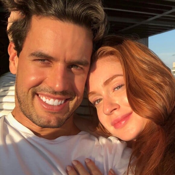 Marina Ruy Barbosa e o marido, Xandinho Negrão, apareceram juntos na rede social da atriz em junho