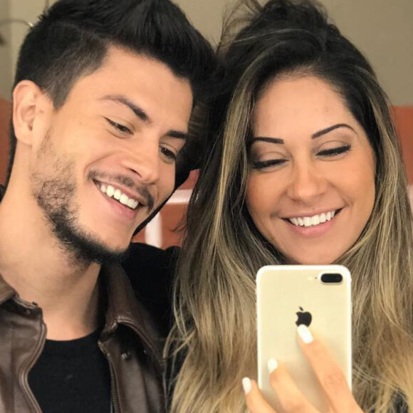 Mayra Cardi confirma que ainda é casada com o ex Greto Guariz: 'O Arthur sempre soube'