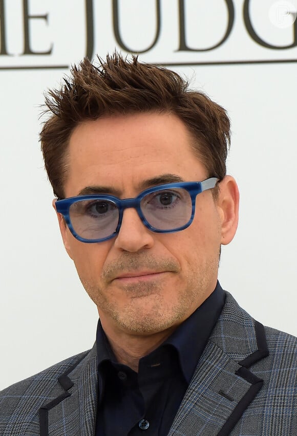 Robert Downey Jr. tem 49 anos