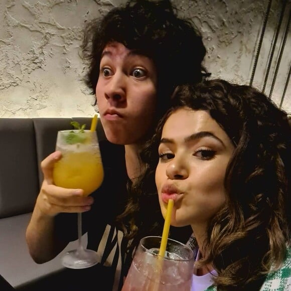 Maisa Silva admite sobre namoro: 'Não somos o casal perfeito e nunca seremos e também pra que, né? Em time que tá ganhando a gente não mexe'
