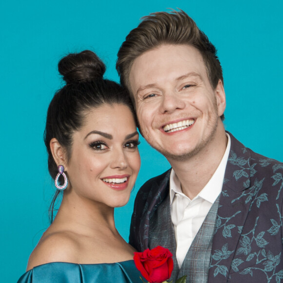 Michel Teló e a mulher, Thais Fersoza, protagonizaram vídeo divertido com 'dança do acasalamento'