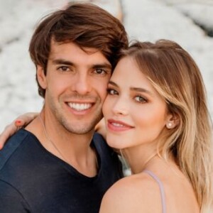 Casamento de Kaká e Carol Dias completa 1 ano e modelo compartilhou fotos com o ex-jogador: 'Te amo meu amor! Quero envelhecer ao seu lado sem perder a alegria de uma criança'