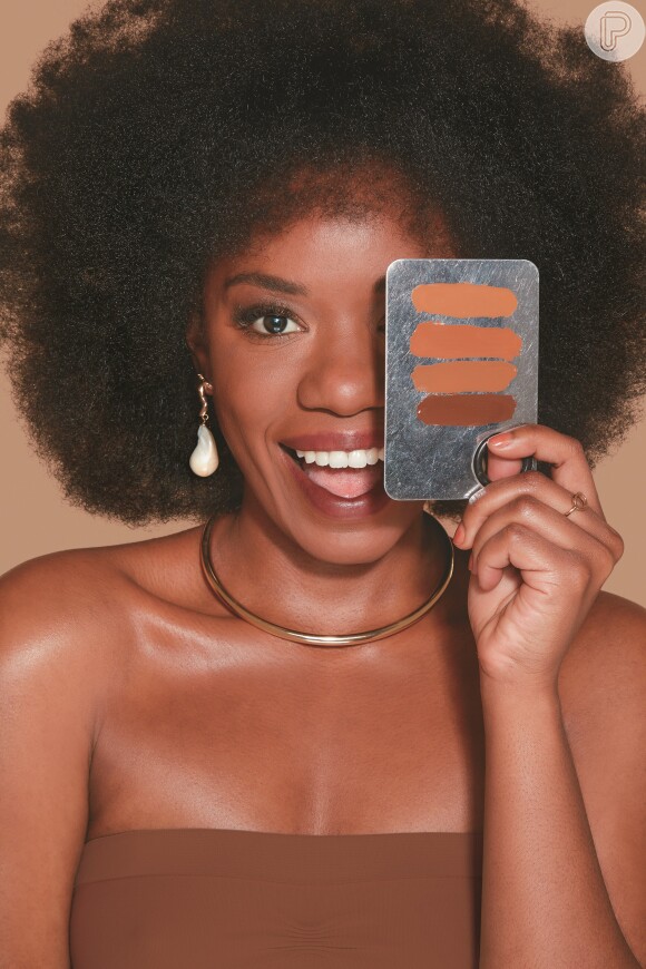 Avon desenvolveu produtos de maquiagem específicos para peles pretas e pardas