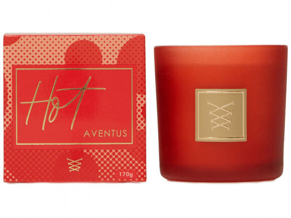 A nova linha de fragrâncias exclusivas da Loungerie inclui velas, difusores e cadernos