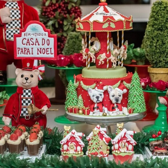 Sthefany Brito exibe mesa de decoração do mesversário do filho, Antonio Enrico