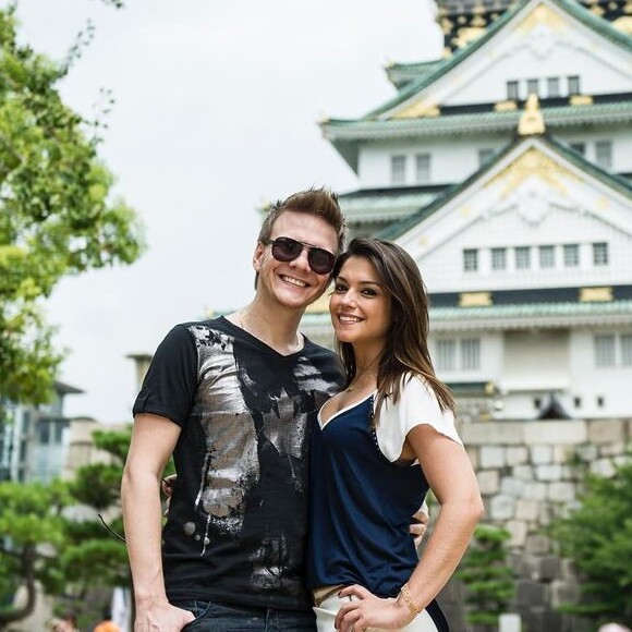 Michel Teló exaltou disposição da mulher, Thais Fersoza, para cuidar do próprio corpo