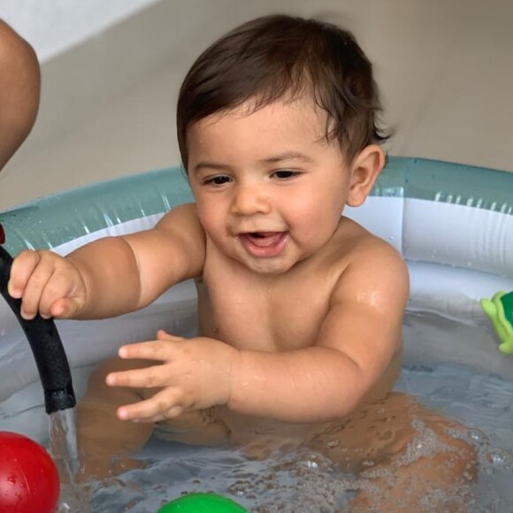 Filho de Marília Mendonça rouba a cena em foto no Instagram