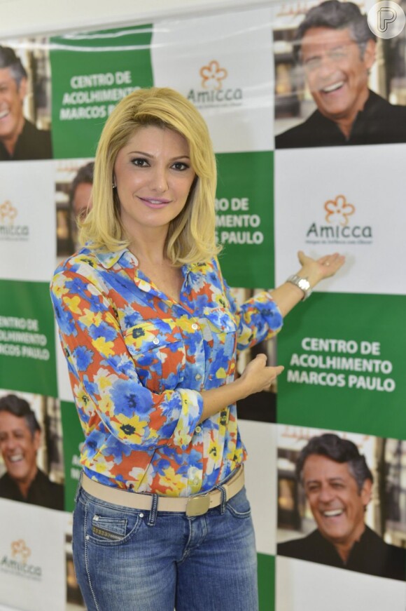 A atriz inaugurou o 'Centro de Acolhimento Marcos Paulo', no Rio, em março de 2013