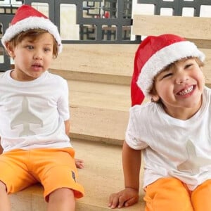 Andressa Suita veste filho com roupas iguais no Natal e encanta a web