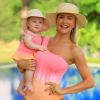 Vídeo de Ana Paula Siebert com filha na piscina ganha elogios no Instagram