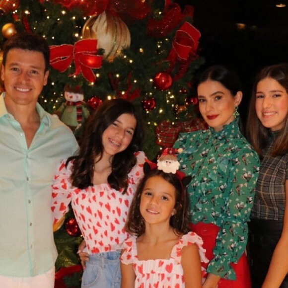 Rodrigo Faro e Vera Viel são pais de Maria, Helena e Clara