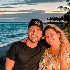 Namorada de Murilo Huff, Marília Mendonça viajou com o sertanejo para o litoral da Bahia