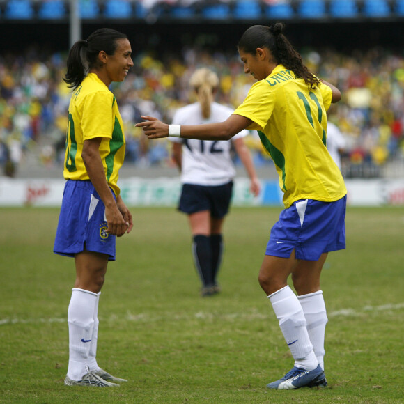 Marta Silva entrou para a história do futebol como maior recordista de Copas do Mundo