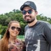 Maiara exibe anel e fãs apostam em noivado dela com Fernando Zor