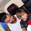 Gusttavo Lima leva os dois filhos em passeio de helicóptero particular. Fotos!