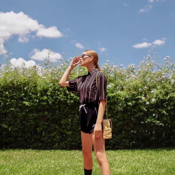 Marina Ruy Barbosa ostenta look estiloso em fotos