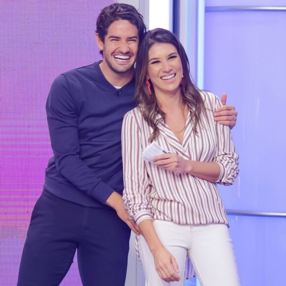 Rebeca Abravanel vai se mudar para acompanhar Alexandre Pato na nova empreitada profissional