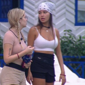 'BBB 21': Viih Tube havia criticado Carla Diaz, mas a abraçou após não ser indicada pelo Big Fone