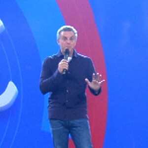 Globo quer Luciano Huck nos domingos em 2022 e uma resposta logo do apresentador para montar a grade de programação