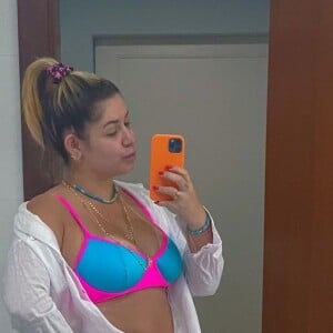 Marília Mendonça muda corpo com exercícios