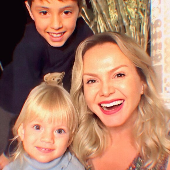Eliana é mãe de Arthur e Manuela