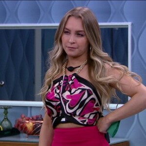 Carla Diaz vai voltar disfarçada ao 'BBB 21' ao 12h