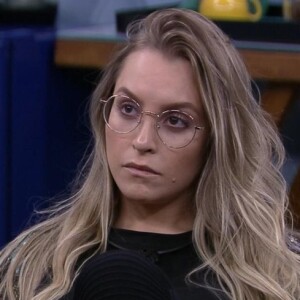 No 'BBB 21', Carla Diaz critica comportamento de Arthur: 'Tudo isso com o argumento de que 'eu não posso ficar perto', senão você vai se prejudicar por minha causa'