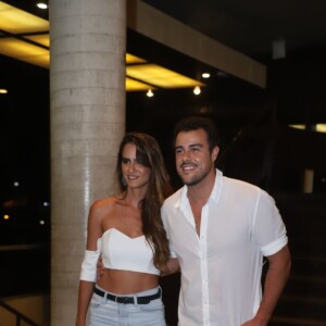 Joaquim Lopes e Marcella Fogaça são noivos