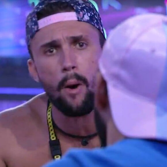 'BBB 21': Arthur ficou irado com Fiuk. 'Vai se f****, tô de saco cheio nessa p*****'