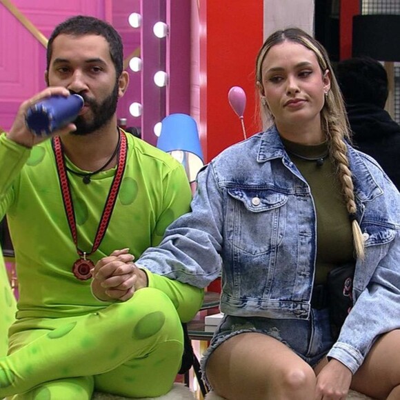 Sarah e Gil dispararam contra Rodolffo depois que a consultora de marketing foi votada pelo sertanejo no Paredão do 'BBB 21'