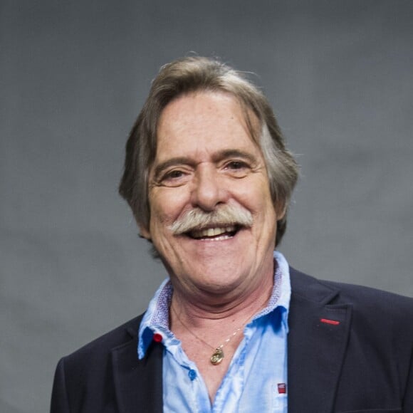 José de Abreu pediu a então namorada, Carol Junger, em casamento em jantar de Natal em 2019