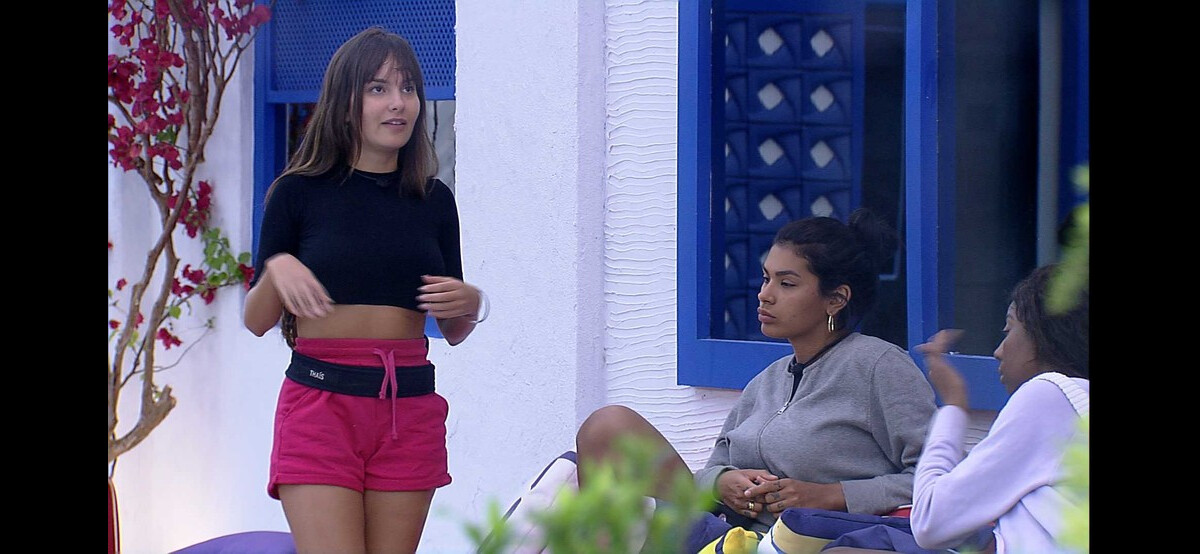 BBB 21': Juliette e Thaís se estranham em decisão sobre quem vai dormir em  quarto do líder