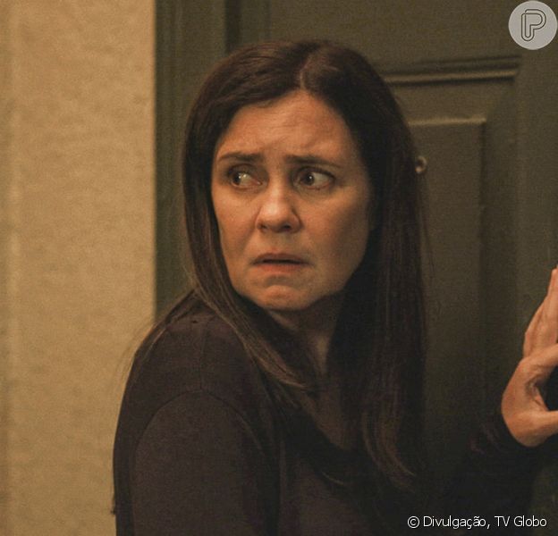 Última semana da novela 'Amor de Mãe': Camila (Jéssica Ellen) se desespera ao notar que Thelma (Adriana Esteves) sequestrou seu filho