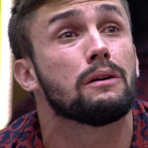 No 'BBB 21', Arthur se exaltou em briga com Fiuk e chamou cantor de '**zão'