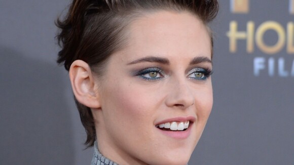 Kristen Stewart e Robert Pattinson, ex-namorados, vão ao Hollywood Film Awards