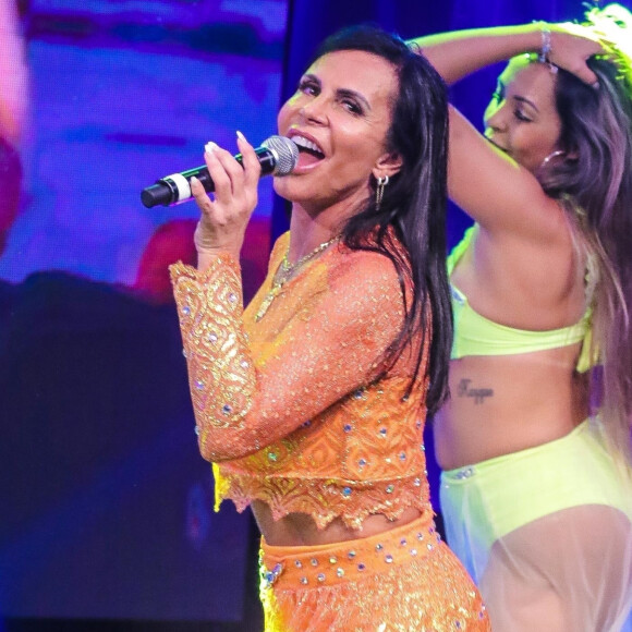 Gretchen tem 61 anos e 7 filhos