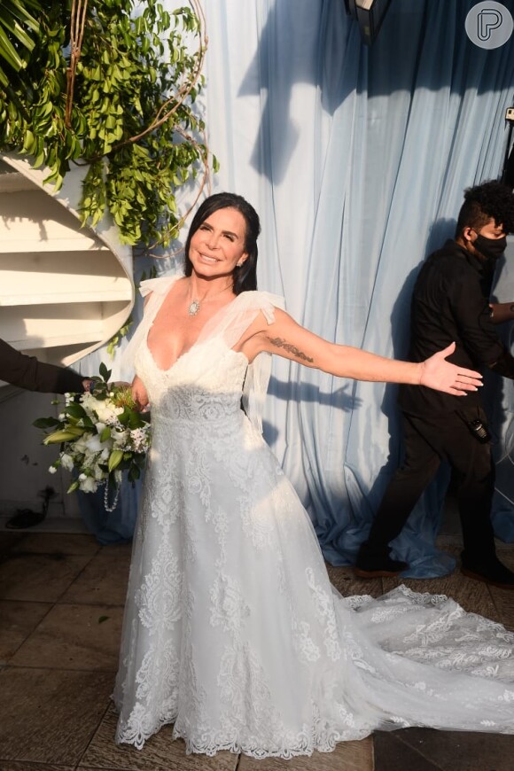 Gretchen se casou pela 18ª vez com o músico Esdras de Souza em outubro de 2020