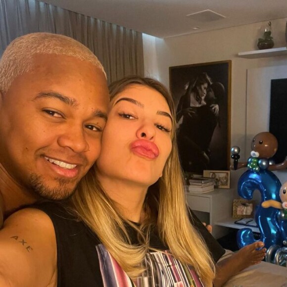 Grávida de Léo Santana, Lore Improta rebate crítica sobre remédios para enjoo: 'Não é fácil'