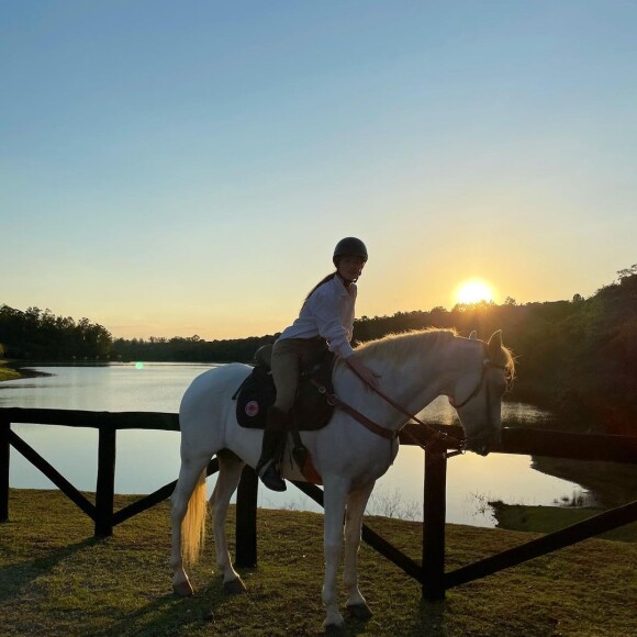 Marina Ruy Barbosa tem passado os últimos tempos na fazenda do novo namorado