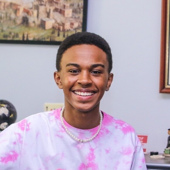 Jean Paulo Campos publica vídeo antigo como Cirilo, em 'Carrossel', e agita web