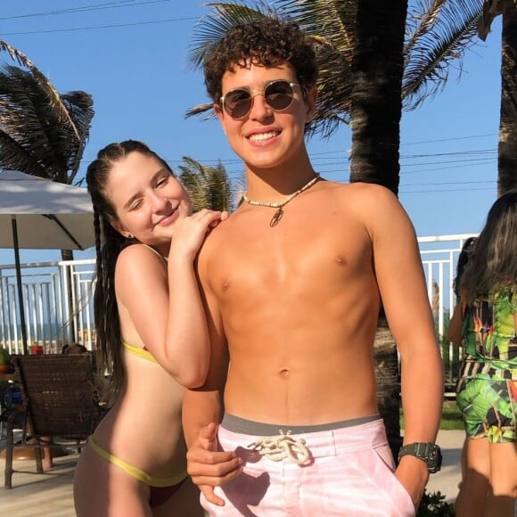 Foto de Sophia Valverde e Igor Jansen deixa atriz com dúvida