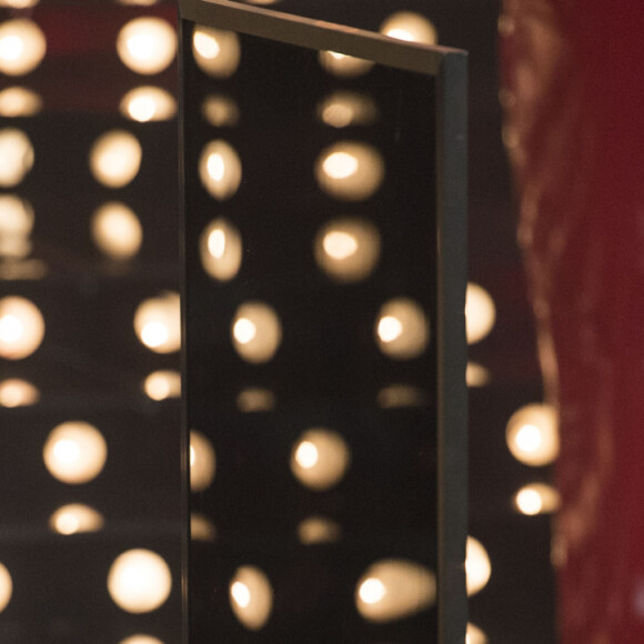 Chay Suede foi pedido em casamento por Laura Neiva após volta do namoro