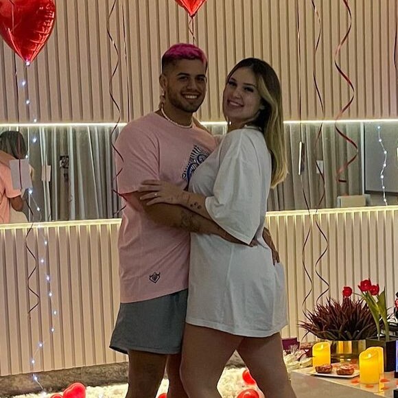 Zé Felipe presenteou Virgínia Fonseca com joia de R$ 9,5 mil