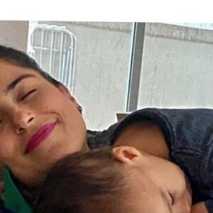 Camilla Camargo compartilhou foto da filha, Julia, que completa 3 meses nesta quinta-feira, 17 de junho de 2021