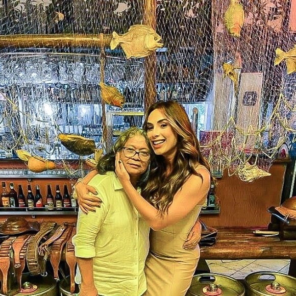 Nicole Bahls tem incentivado seguidores a fazer doações e caridade