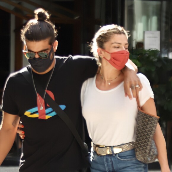 Grazi Massafera namora Caio Castro desde 2019