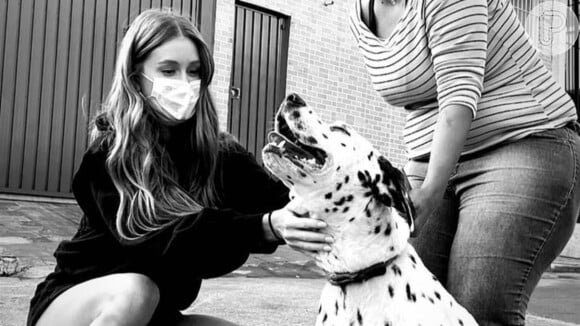 Marina Ruy Barbosa adotou um cachorro surdo