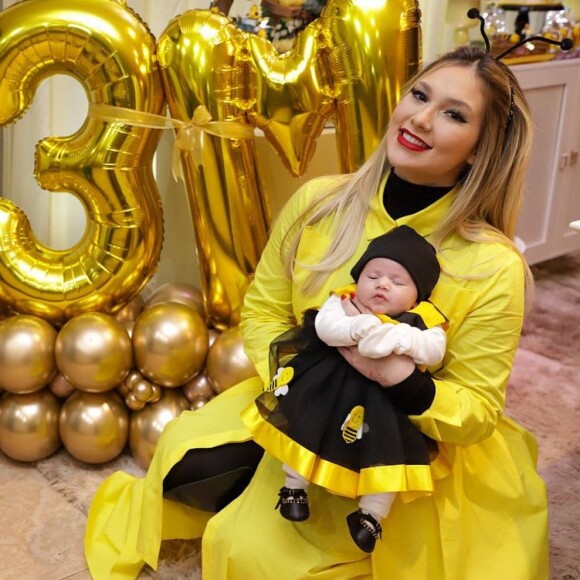 Virgínia Fonseca celebrou primeiro mês da filha, Maria Alice, com festa